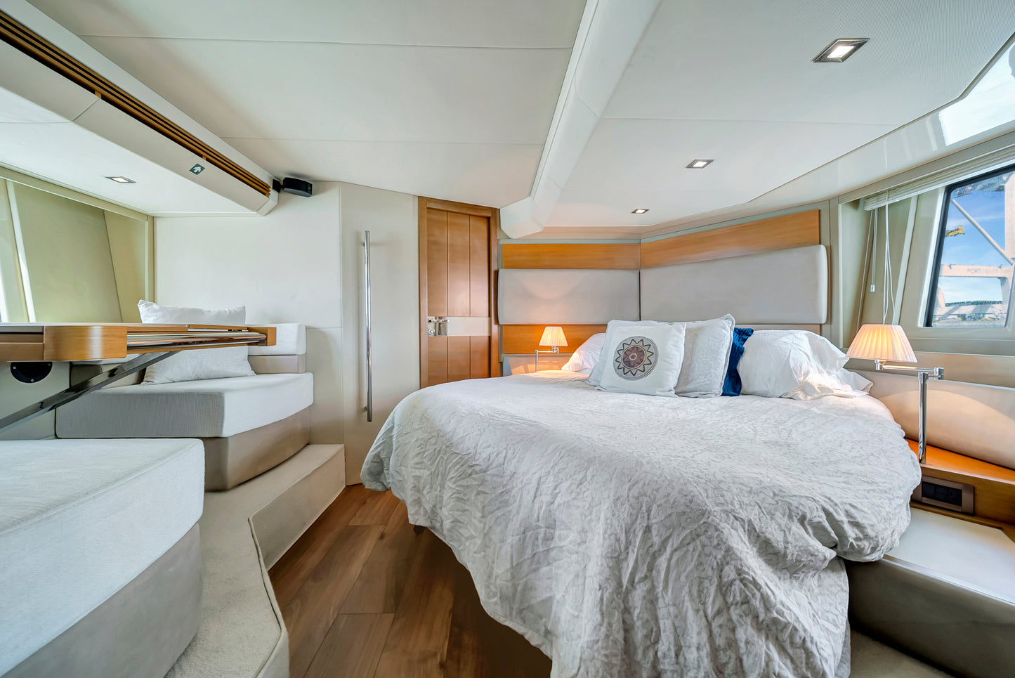Yate Azimut S 60'