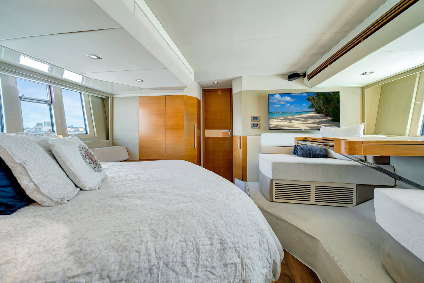 Yate Azimut S 60'
