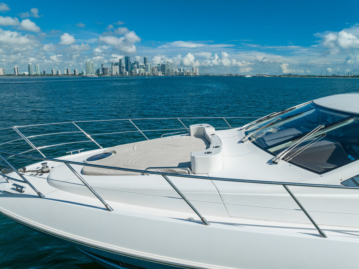 Yate Azimut S 60'