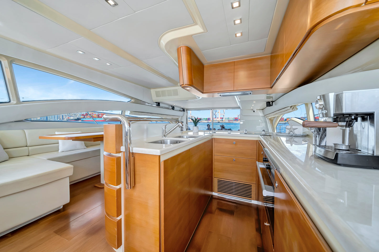Yate Azimut S 60'