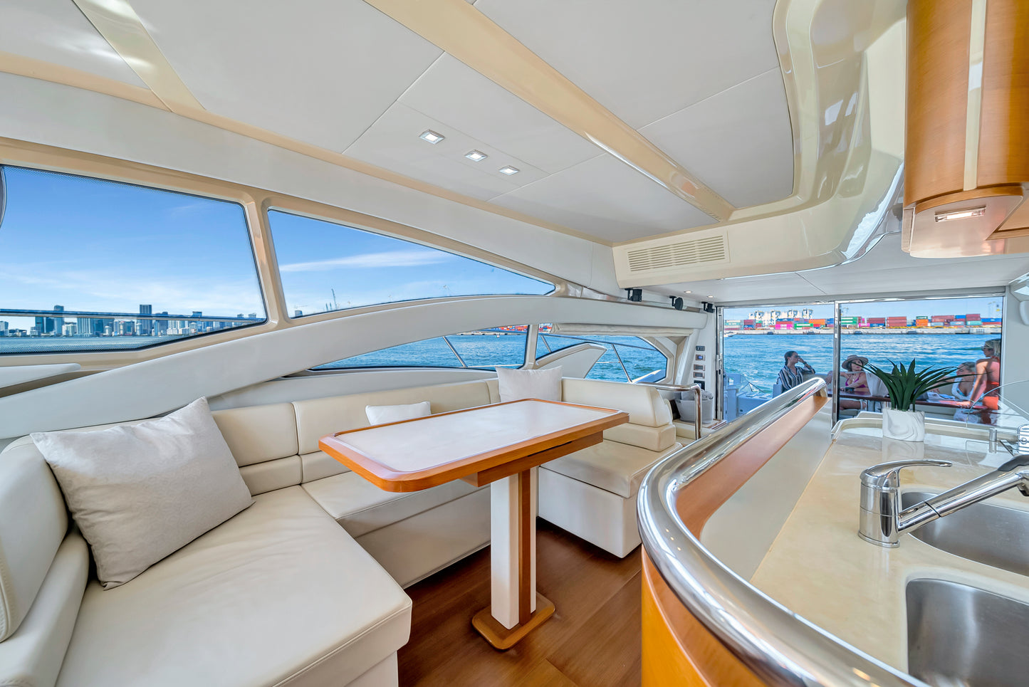 Yate Azimut S 60'