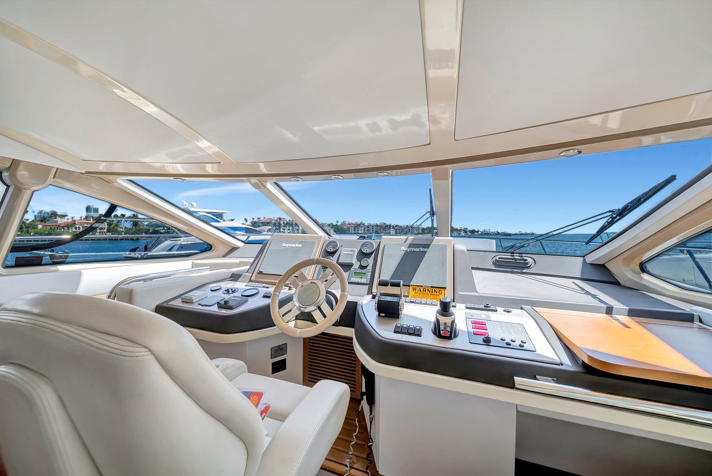 Yate Azimut S 60'