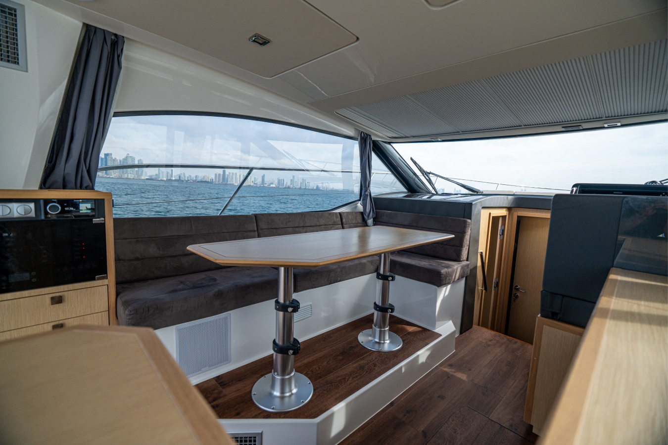 Yate 38' Monaco