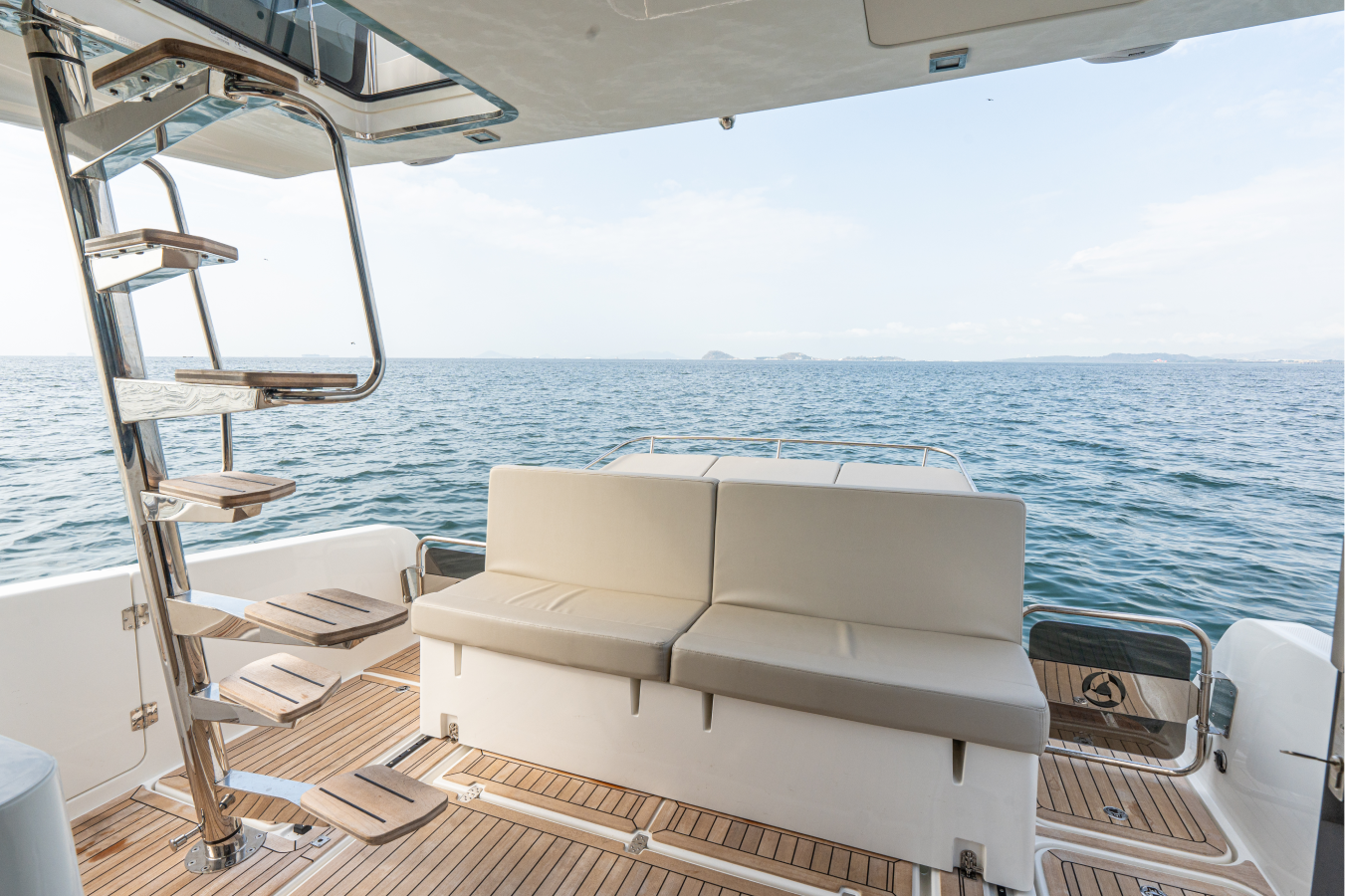 Yate 38' Monaco