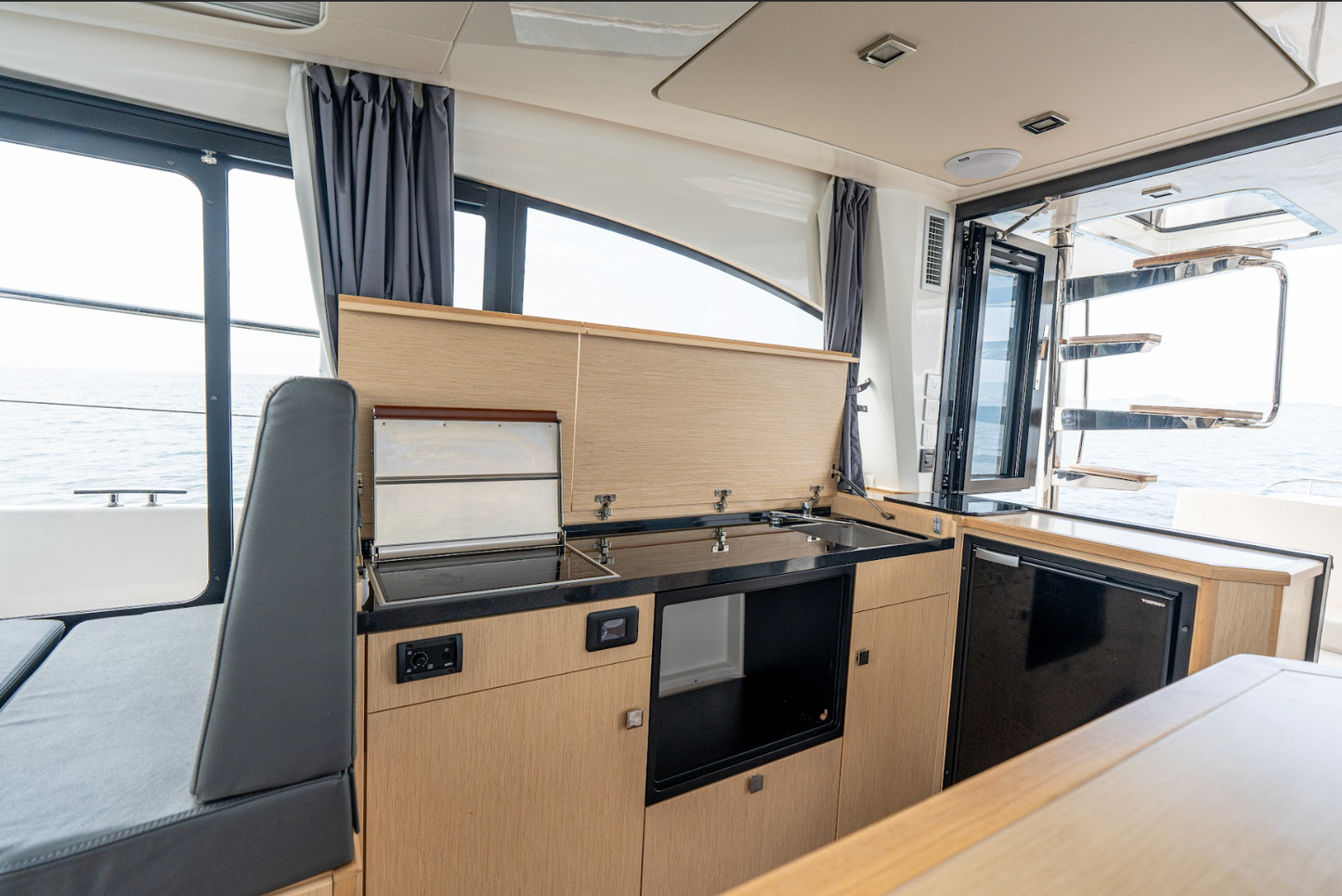 Yate 38' Monaco