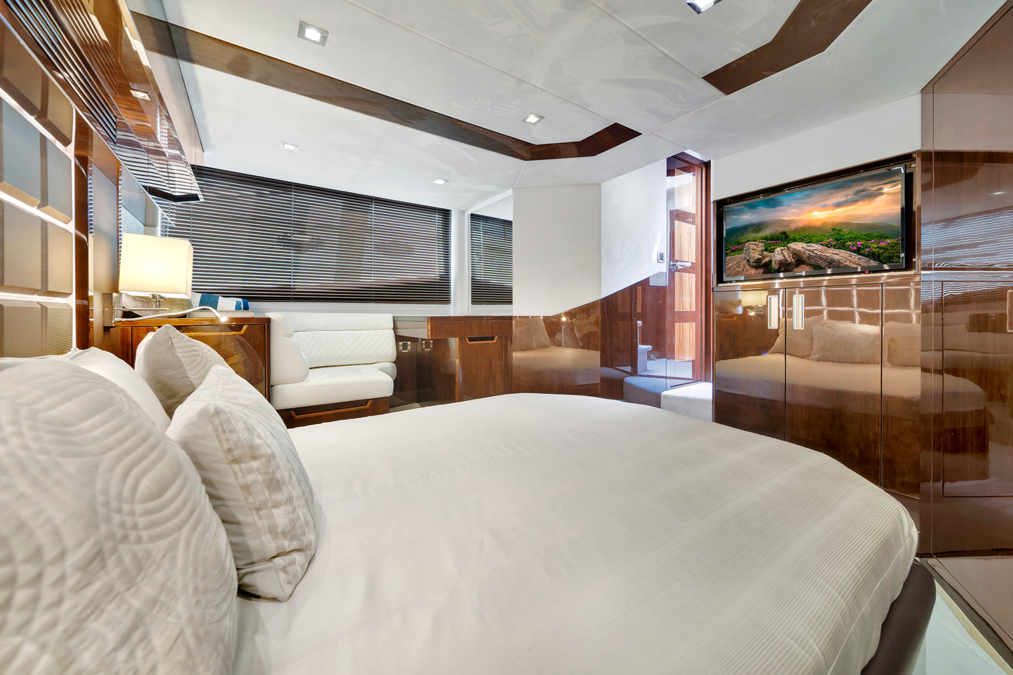 Galeon 53' Yacht