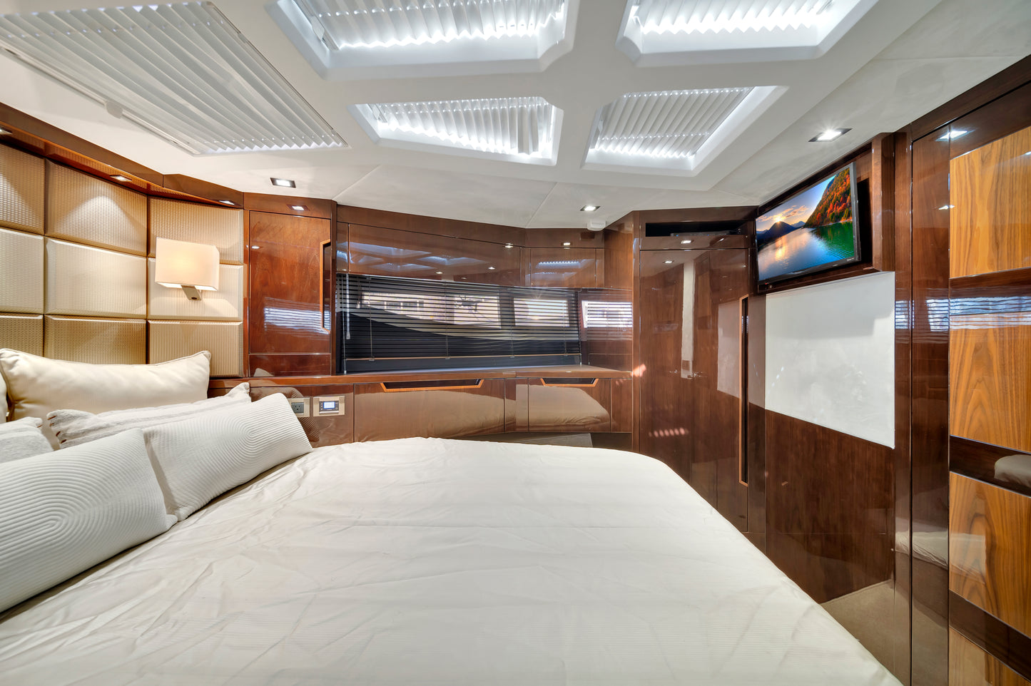 Galeon 53' Yacht