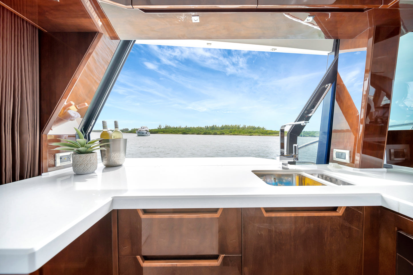 Galeon 53' Yacht