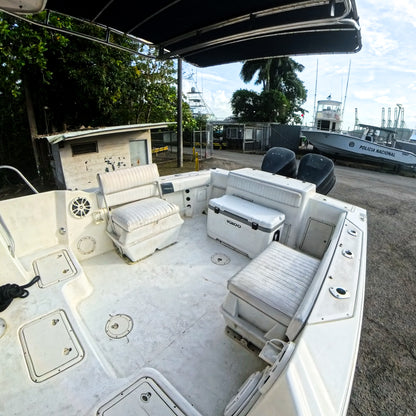 Pro-Line 27' Speedboat